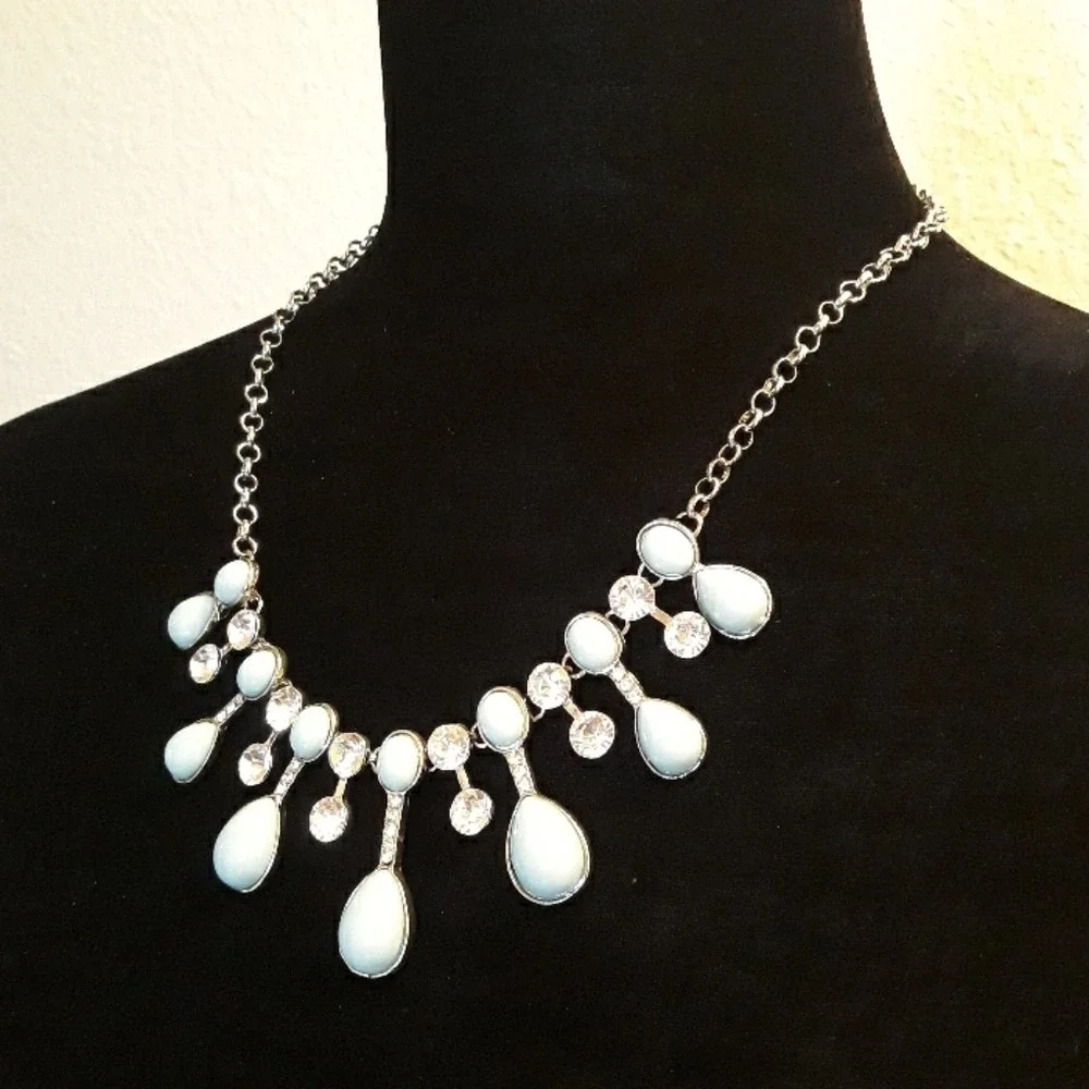 Silver Tone Light Blue Teardrop Rhinestone Statement‎ Bib Necklace Adjustable